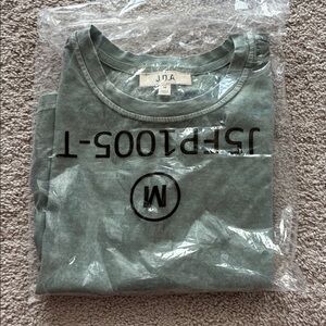 J.O.A. 100% Cotton Cropped Green Short Sleeve Tee